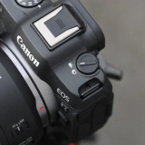 Canon bị tố vi phạm bằng sáng chế công nghệ WiFi trên máy ảnh