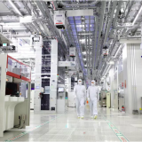 Samsung tăng giá chip nhớ lên tới 60% khi tình trạng khan hiếm trầm trọng hơn