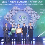 Khoa Công nghệ Thông tin, trường Đại học Công nghệ nhận bằng khen của Thủ tướng