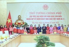 Nhà giáo ưu tú Đỗ Thị Ngọc Duyên: Ngọn lửa chuyển đổi số từ lớp học ở Thốt Nốt