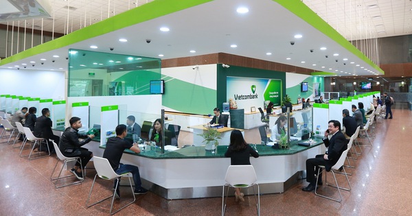 Vietcombank đẩy mạnh thanh toán trực tuyến cho các dịch vụ công 