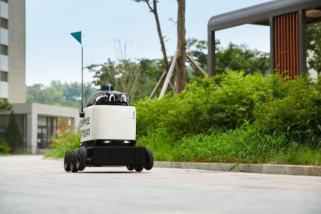 Cảnh sát Hàn Quốc đang nghiên cứu sử dụng robot tuần tra đường phố