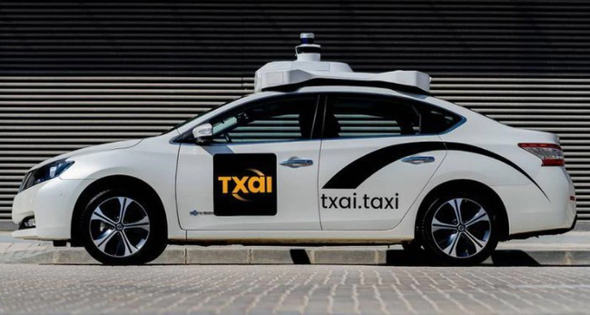UAE chính thức ra mắt xe taxi tự lái hoàn toàn đầu tiên