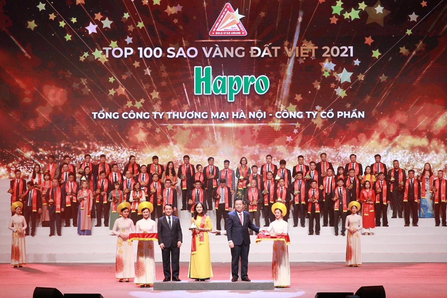 Vững vàng vượt đại dịch, Hapro được vinh danh Giải thưởng Sao Vàng Đất Việt năm 2021 
