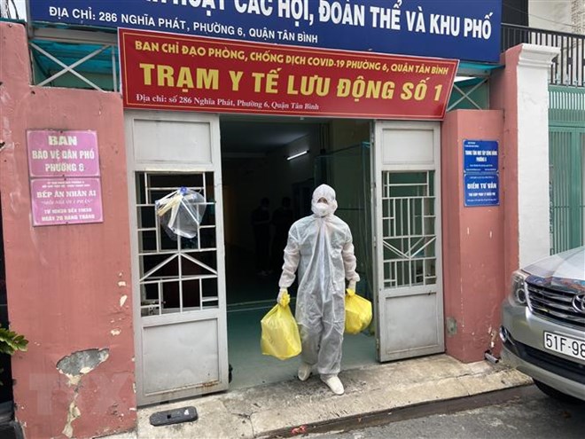 TP.HCM: Tạm dừng 400 trạm y tế lưu động sau 30/4