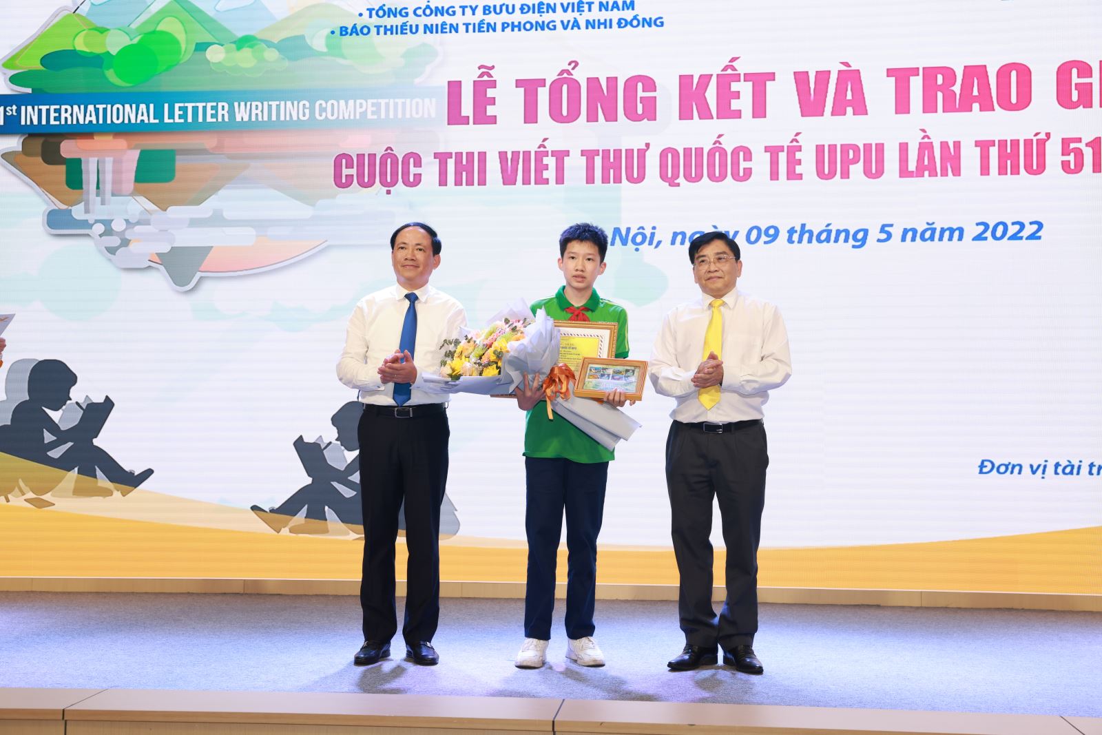 Nam sinh lớp 9 của Hà Nội giành giải nhất cuộc thi viết thư quốc tế UPU lần thứ 51 tại Việt Nam