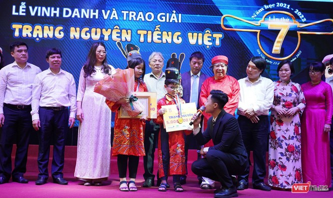 Vinh danh 279 thí sinh xuất sắc tại sân chơi giáo dục trực tuyến Trạng Nguyên tiếng Việt