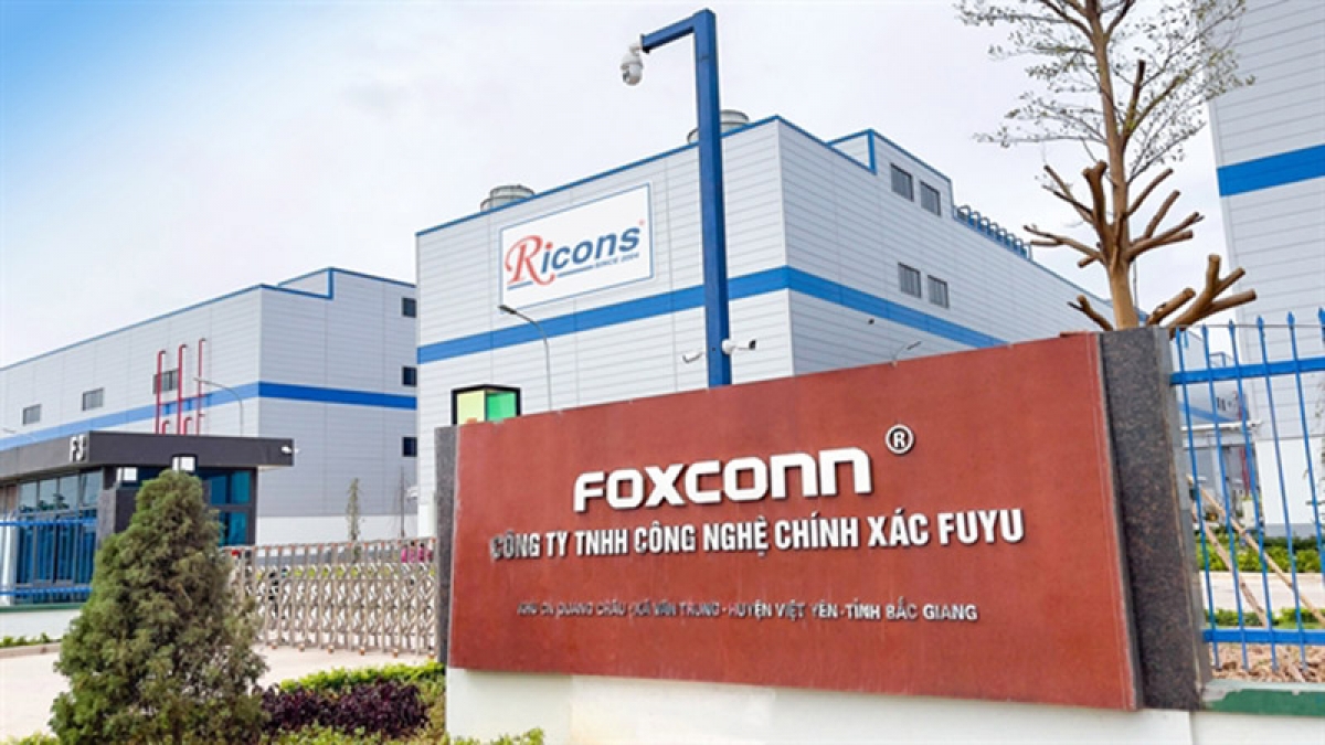 Foxconn gấp rút tuyển dụng nhân sự cho việc sản xuất iPhone 14