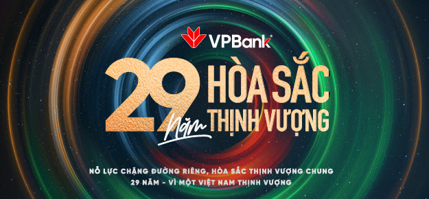 Kỷ niệm 29 năm ngày thành lập, VPBank tặng xe Mercedes cho khách hàng