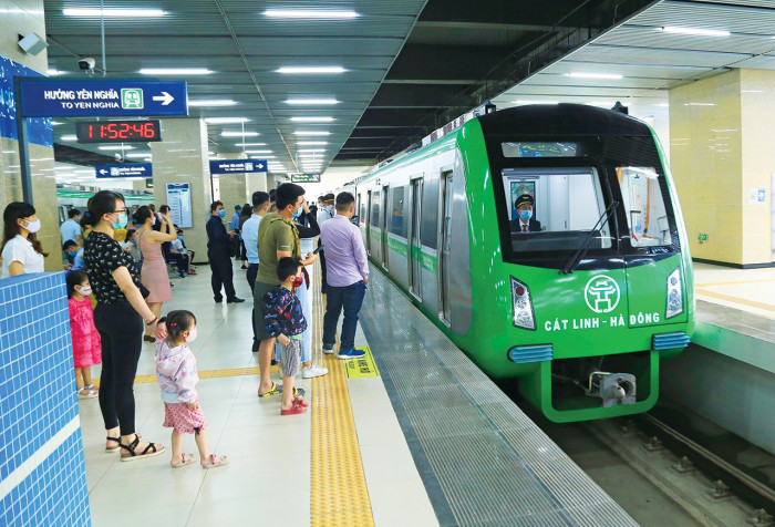 Đường sắt đô thị Cát Linh - Hà Đông thu về hơn 46 tỷ đồng sau 10 tháng chạy thương mại