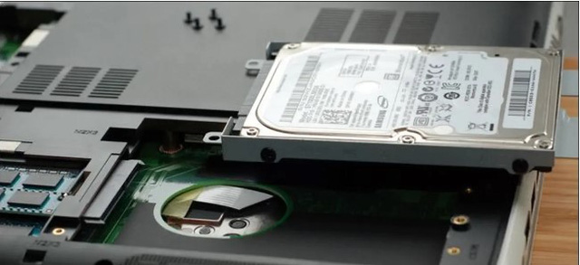 Nếu laptop ì ạch, hãy thay ổ cứng SSD để máy có hiệu suất tốt hơn
