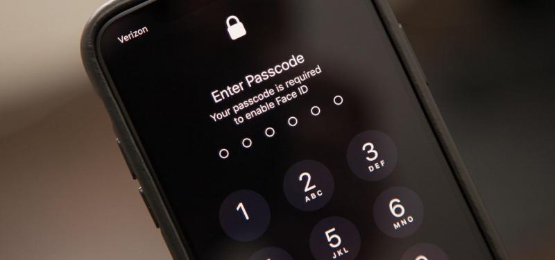 Lỗ hổng mới cho phép tin tặc vượt qua màn hình khóa điện thoại