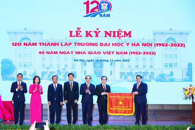 Thủ tướng Phạm Minh Chính dự Lễ kỷ niệm 120 năm thành lập Trường Đại học Y Hà Nội
