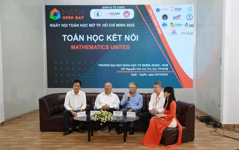Ngày hội Toán học mở Thành phố Hồ Chí Minh thu hút hơn 2.000 người tham dự