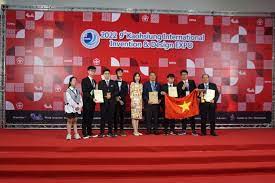 Nhóm học sinh Hà Nội giành Huy chương Vàng cuộc thi sáng chế quốc tế