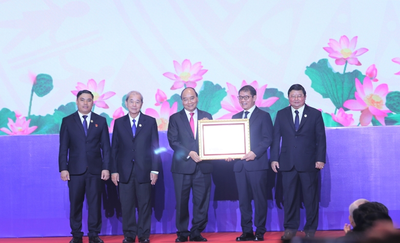 THACO kỷ niệm 25 năm thành lập, đón nhận Huân chương Lao động hạng Nhất