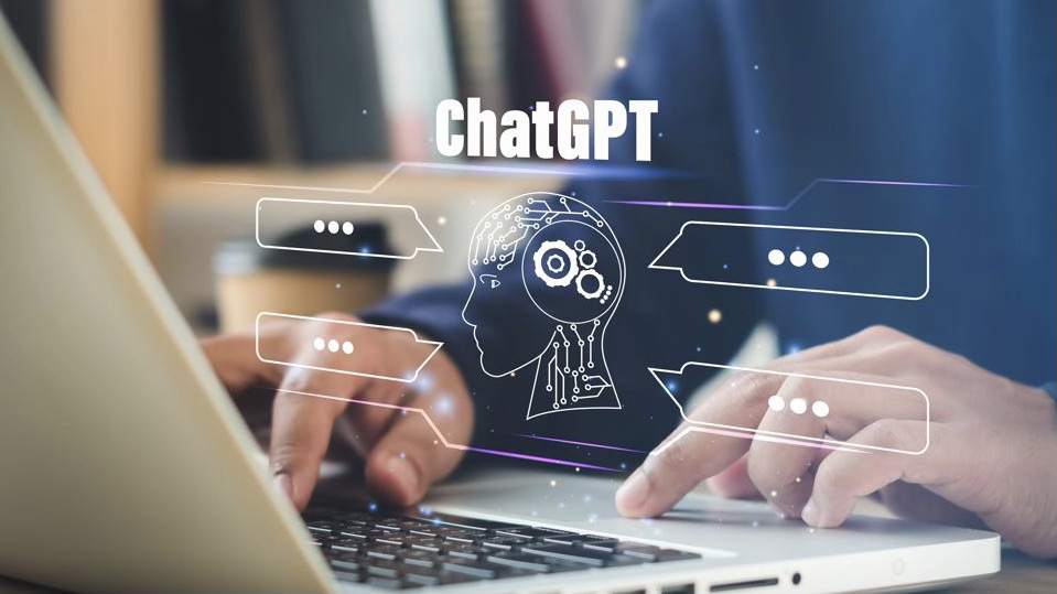 Nhiều người dùng sử dụng ChatGPT giả mạo