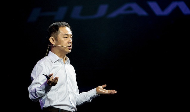 Ông Ryan Ding, CEO và chủ tịch sản phẩm và giải pháp của Huawei phát biểu tại Hội nghị Developers Congress 
