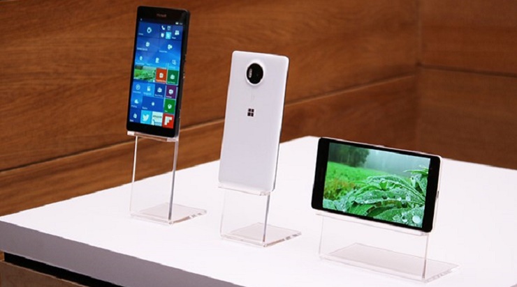 Lumia 950 và 950 XL được ra mắt vào tháng 10 năm ngoái
