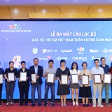 Ra mắt Câu lạc bộ bảo vệ trẻ em Việt Nam trên không gian mạng