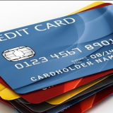 Ngân hàng Nhà nước yêu cầu tổ chức tín dụng rà soát công tác phát hành thẻ, cách tính lãi