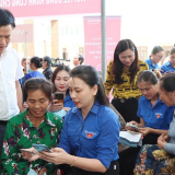 Đẩy mạnh chuyển đổi số và dịch vụ công trực tuyến ở Hà Tĩnh