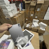 Hà Nội: Kiểm tra kho hàng chứa 2.000 máy tính bảng, iphone và lượng lớn thiết bị điện tử