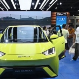 EU sắp công bố mức thuế quan đối với xe điện Trung Quốc