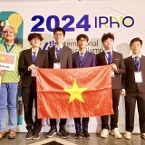 Đội tuyển Việt Nam giành 2 Huy chương Vàng, 3 Huy chương Bạc tại Olympic Vật lý quốc tế 2024