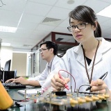 Nghị quyết 198/2025/QH15: Hỗ trợ khoa học, công nghệ, đổi mới sáng tạo và chuyển đổi số và đào tạo nhân lực