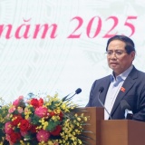 Thủ tướng: Quyết tâm giải ngân 100% vốn đầu tư công năm 2025
