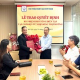 Bổ nhiệm Nhà báo Đinh Văn Tịnh giữ chức vụ Phó Tổng Biên tập Tạp chí điện tử Nhịp sống thị trường