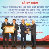 Cầu nối thắt chặt tình hữu nghị Việt Nam - Liên bang Nga