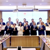 Bộ trưởng Nguyễn Mạnh Hùng: Viettel Global là niềm tự hào Việt Nam