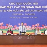 Chủ tịch Quốc hội Trần Thanh Mẫn gặp mặt các cơ quan báo chí