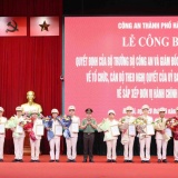 Hà Nội ra mắt lực lượng Công an 126 xã, phường mới: Tinh gọn, hiệu quả, gần dân