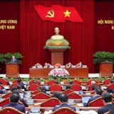 Thông cáo báo chí ngày làm việc thứ nhất Hội nghị Trung ương 12