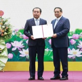 Thủ tướng Phạm Minh Chính trao Quyết định giao quyền Bộ trưởng Bộ Nông nghiệp và Môi trường
