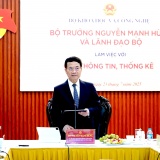 Bộ trưởng Nguyễn Mạnh Hùng kỳ vọng Cục Thông tin, Thống kê trở thành đơn vị tư vấn chính sách, tham mưu chiến lược