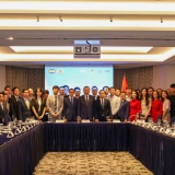 Thúc đẩy quá trình phát triển dựa trên tri thức và công nghệ của Việt Nam
