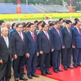 Lãnh đạo Đảng, Nhà nước vào Lăng viếng Chủ tịch Hồ Chí Minh và dâng hương tưởng niệm các anh hùng liệt sĩ