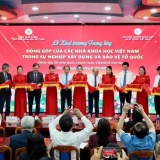 Khai trương Trưng bày “Đóng góp của các nhà khoa học Việt Nam trong sự nghiệp xây dựng và bảo vệ Tổ quốc”