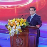 Thủ tướng: Triển lãm 80 năm tôn vinh lịch sử vẻ vang, lan tỏa lòng yêu nước, niềm tự hào, khát vọng vươn mình của dân tộc