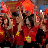 Tặng quà cho toàn dân ăn Tết Độc lập