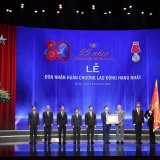 Tổng Bí thư Tô Lâm trao Huân chương Lao động hạng Nhất tặng Đài Truyền hình Việt Nam