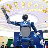 Robot - Người hỗ trợ mẫu mực tương lai của con người