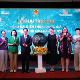 Khai trương Tổng đài điện thoại quốc gia về phòng, chống mua bán người 111