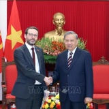 Tổng Bí thư Tô Lâm tiếp Đại sứ Anh tại Việt Nam