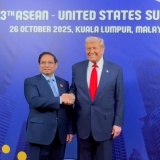 Thủ tướng Phạm Minh Chính gặp Tổng thống Hoa Kỳ Donald Trump