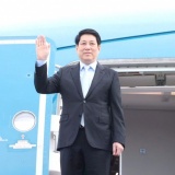 Chủ tịch nước Lương Cường lên đường dự Tuần lễ cấp cao APEC lần thứ 32